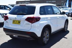 2023 Suzuki Vitara LY Series II Cool White