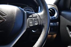 2023 Suzuki Vitara LY Series II Cool White