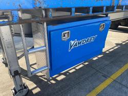 2006 Vawdrey
                St3 Od 24 Pallet Flat Deck