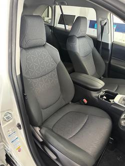 2019 Toyota
                RAV4 GXL