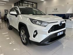2019 Toyota
                RAV4 GXL