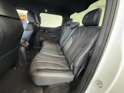 2025 BYD
SHARK 6 Premium