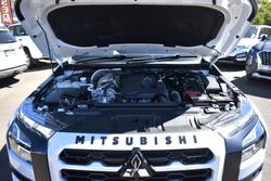 2024 Mitsubishi Triton GSR MV MY25 4X4 Dual Range White Diamond