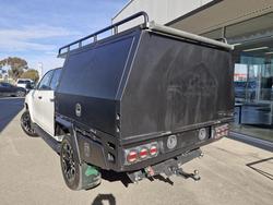 2023 Toyota Hilux SR5