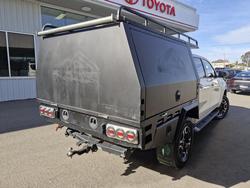 2023 Toyota Hilux SR5