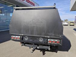 2023 Toyota Hilux SR5