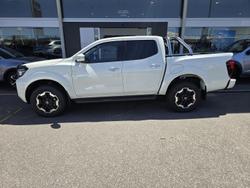 2025 Nissan Navara ST-X