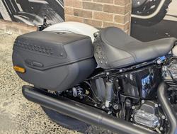 2025 Harley-Davidson Heritage Classic 117 (FLHC) Softail White