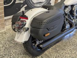 2025 Harley-Davidson Heritage Classic 117 (FLHC) Softail White