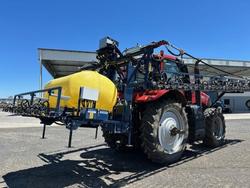 2012 CASE IH Magnum 260 Red