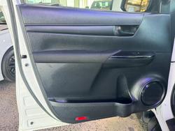 2021 Toyota
Hilux SR Hi-Rider