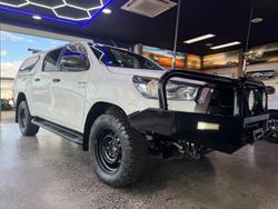 2021 Toyota
Hilux SR Hi-Rider