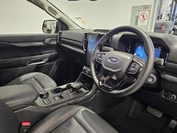 2025 Ford
Everest Trend