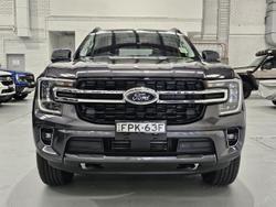 2025 Ford
Everest Trend
