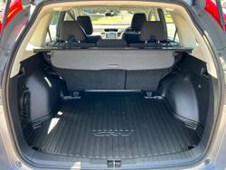 2017 Honda
                CR-V VTi