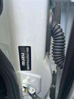 2025 Isuzu D-MAX BLADE