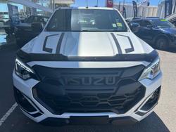 2025 Isuzu D-MAX BLADE