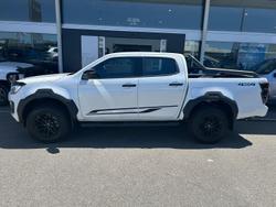 2025 Isuzu D-MAX BLADE