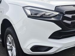 2021 Isuzu MU-X LS-M