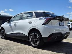 2024 MG MG4 Excite 51 125kW MEH32 MY25 Dover White