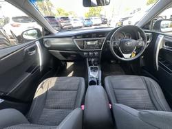 2013 Toyota
Corolla Ascent