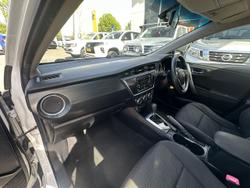 2013 Toyota
Corolla Ascent
