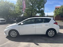 2013 Toyota
Corolla Ascent