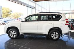 2017 Toyota Landcruiser Prado GXL GDJ150R 4X4 Dual Range Glacier White