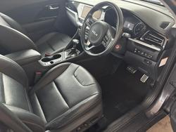 2021 Kia Niro Hybrid Sport