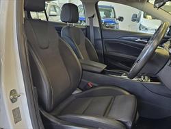 2020 Holden Commodore RS