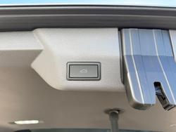 2025 Volkswagen Multivan TDI360 Life