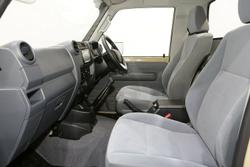 2025 Toyota Landcruiser GXL