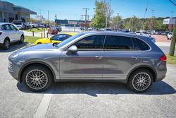 2014 Porsche
                Cayenne Diesel