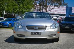 2005 Lexus
                SC 430