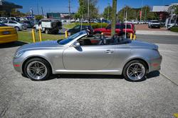 2005 Lexus
                SC 430