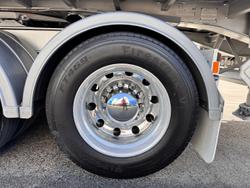 2018 Vawdrey
                St3 36 Pallet Sd B Doube 2.84 Side Aperture 