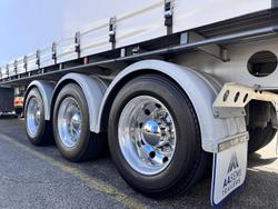 2018 Vawdrey
                St3 36 Pallet Sd B Doube 2.84 Side Aperture 