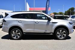 2025 Isuzu MU-X LS-T