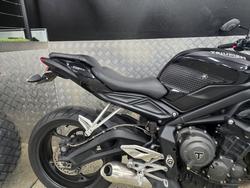 2019 Triumph STREET TRIPLE S 660 LAMS BLACK