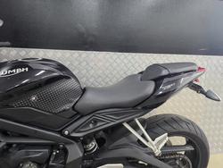 2019 Triumph STREET TRIPLE S 660 LAMS BLACK