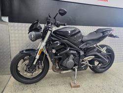 2019 Triumph STREET TRIPLE S 660 LAMS BLACK