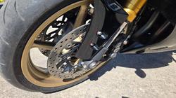 2010 Yamaha YZF-R1 BLACK