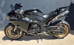 Yamaha YZF-R1