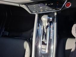 2018 Honda
                HR-V VTi-S