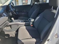 2018 Honda
                HR-V VTi-S