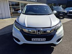2018 Honda
                HR-V VTi-S