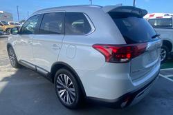 2019 Mitsubishi Outlander LS