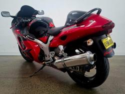 2005 Suzuki GSX1300R (HAYABUSA) Red