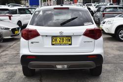 2023 Suzuki Vitara LY Series II Cool White