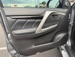 2016 Mitsubishi Pajero Sport Exceed